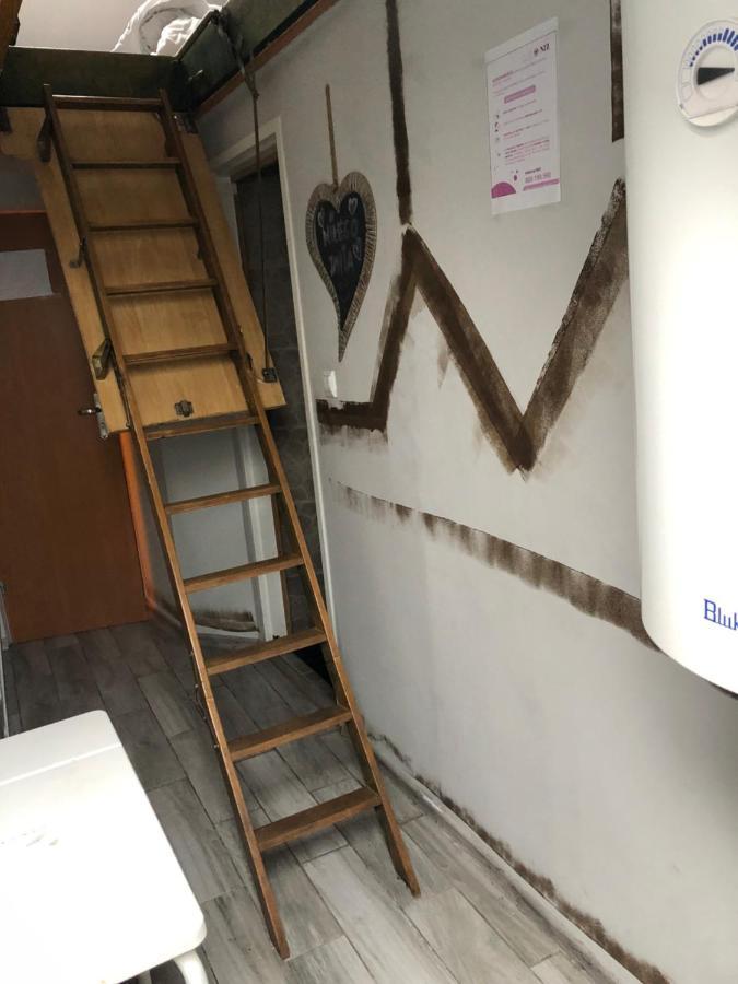 Hugo Lägenhet Kraków Exteriör bild
